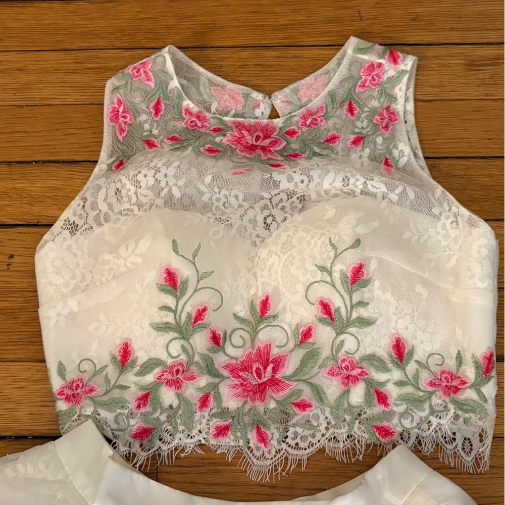 Floral Embroidered formal White and Pink 2 piece dress - Picture 3 of 5